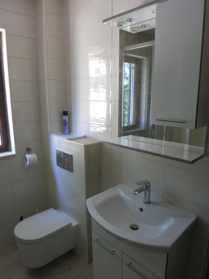 Stella Apartament *